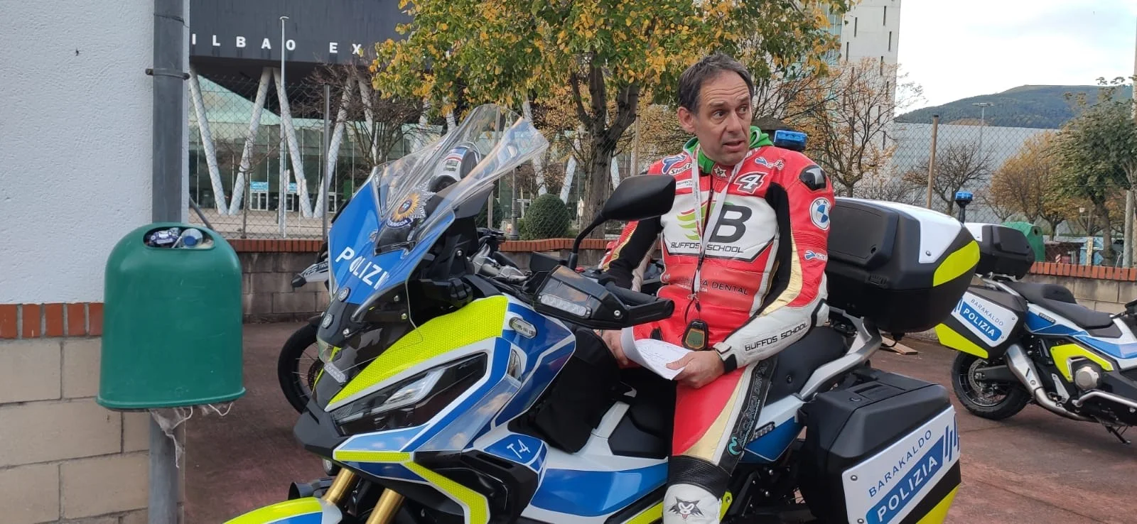 curso moto policia en barakaldo